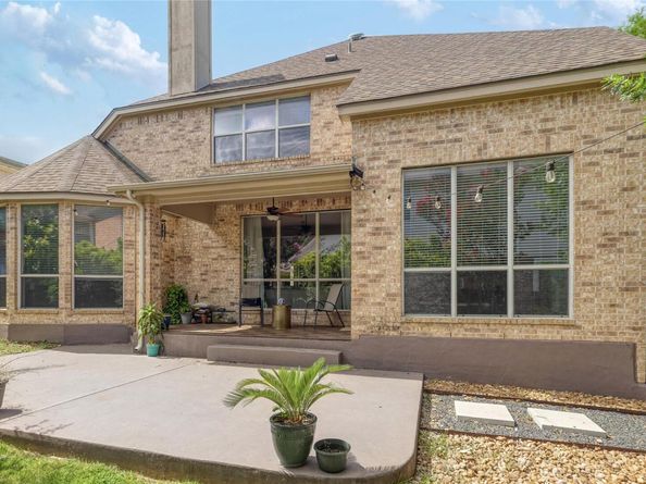 2279 Fernspring DR, Round Rock TX 78665