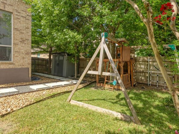 2279 Fernspring DR, Round Rock TX 78665