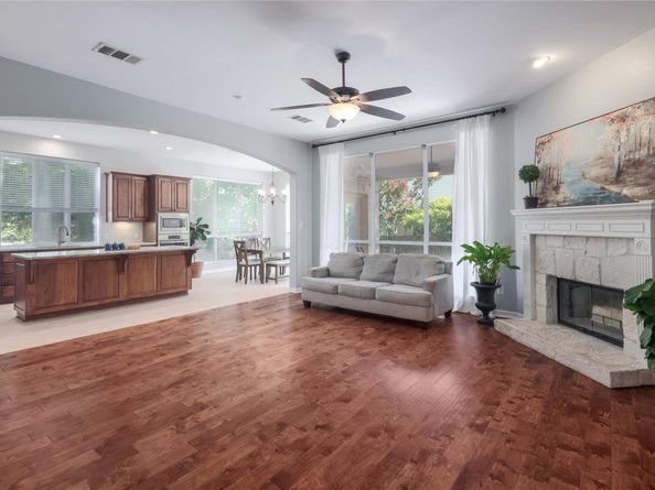 2279 Fernspring DR, Round Rock TX 78665