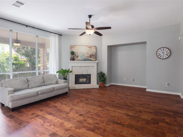 2279 Fernspring DR, Round Rock TX 78665