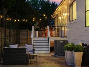 1018 Shelley Ave, Austin TX 78703
