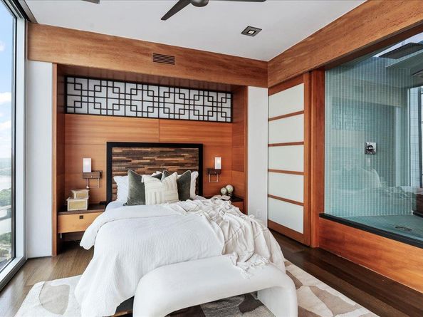 360 Nueces ST 4211, Austin TX 78701