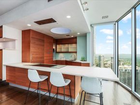 360 Nueces ST 4211, Austin TX 78701