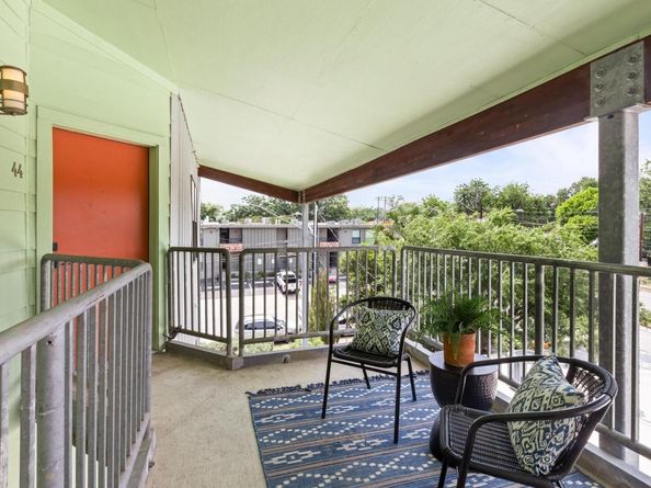 1807 Poquito ST 44, Austin TX 78702