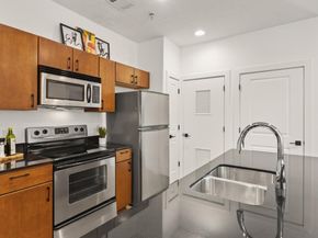 1807 Poquito ST 44, Austin TX 78702