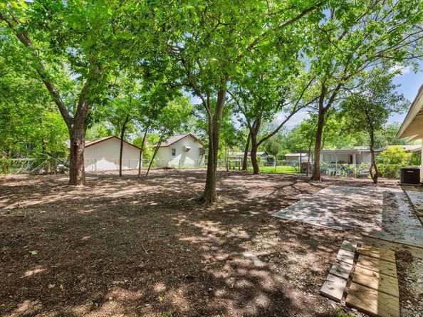 5302 Robinsdale LN, Austin TX 78723