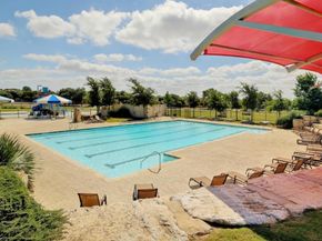 1905 Leaders LN, Leander TX 78641