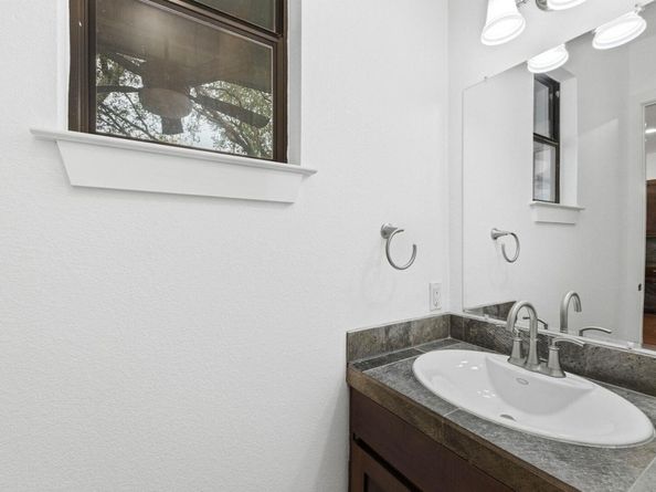 4610 Windy Brook DR B, Austin TX 78723