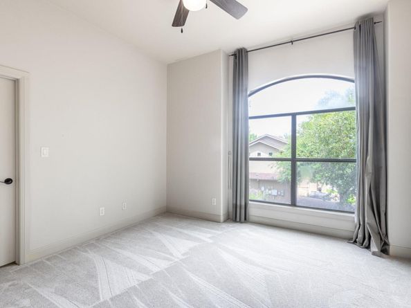 2310 Thornton RD A, Austin TX 78704