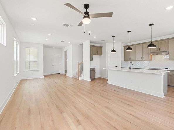 1955 Settlers Glen DR 4303, Round Rock TX 78665