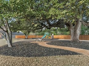 9921 Wading Pool PATH, Austin TX 78748