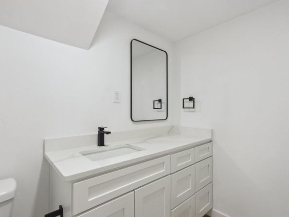 12127 Cabana LN, Austin TX 78727
