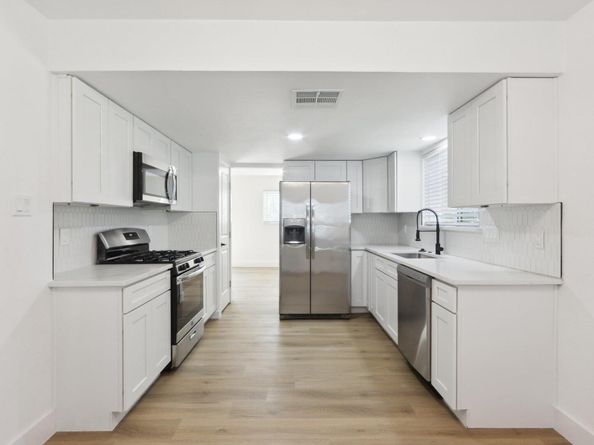 12127 Cabana LN, Austin TX 78727