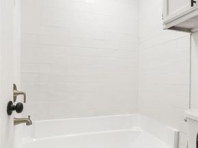 923 E 41st ST 105, Austin TX 78751