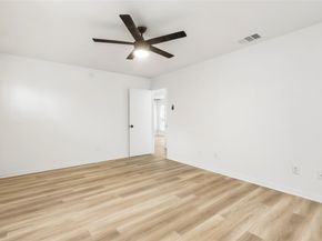 923 E 41st ST 105, Austin TX 78751
