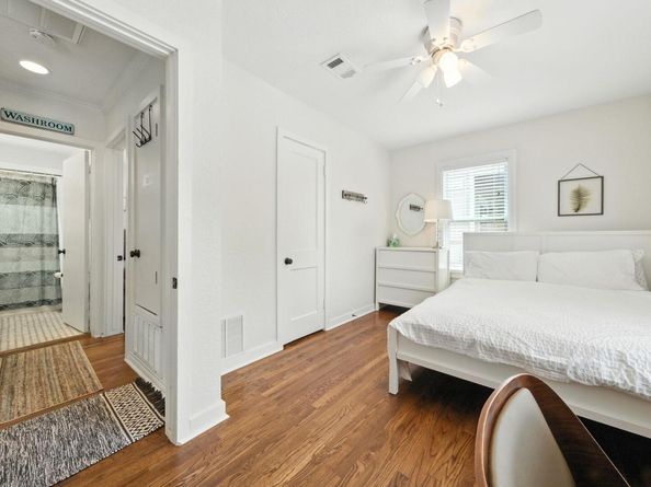 2403 S 2nd ST, Austin TX 78704