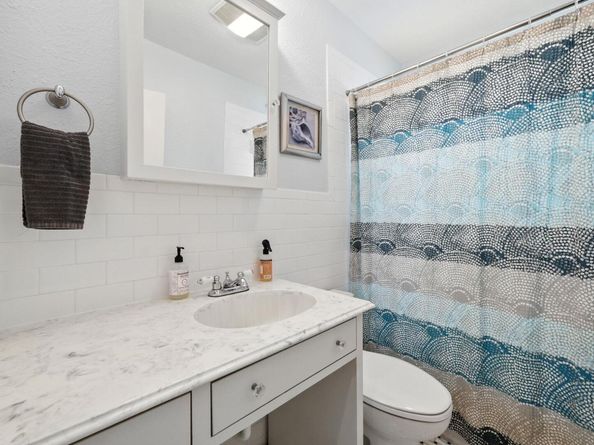 2403 S 2nd ST, Austin TX 78704