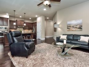 9550 Savannah Ridge DR 43, Austin TX 78726