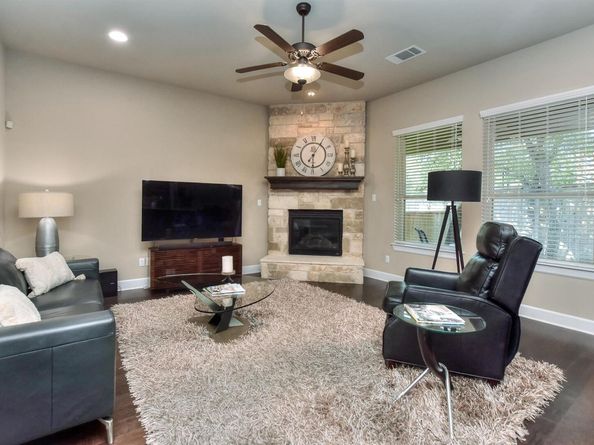 9550 Savannah Ridge DR 43, Austin TX 78726