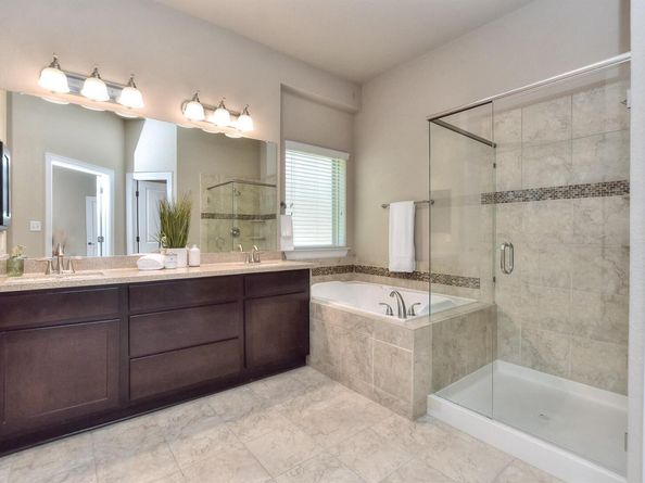 9550 Savannah Ridge DR 43, Austin TX 78726