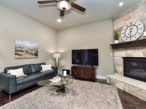 9550 Savannah Ridge DR 43, Austin TX 78726