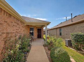 504 Hereford LN, Georgetown TX 78633