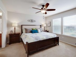 504 Hereford LN, Georgetown TX 78633