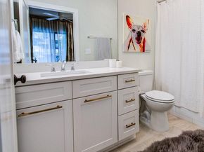 908 Nueces ST 18, Austin TX 78701