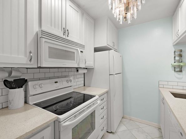 2450 Ashdale DR D206, Austin TX 78757