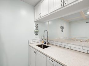 2450 Ashdale DR D206, Austin TX 78757