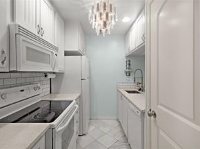 2450 Ashdale DR D206, Austin TX 78757