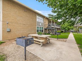 2450 Ashdale DR D206, Austin TX 78757