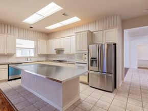 133 Crystal Springs DR, Georgetown TX 78633