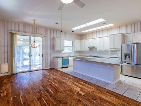 133 Crystal Springs DR, Georgetown TX 78633