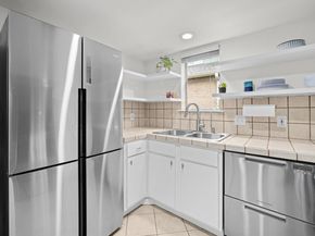 2104 Cullen Ave 202, Austin TX 78757