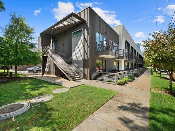 49 Navasota ST 214, Austin TX 78702