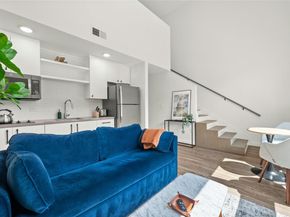 49 Navasota ST 214, Austin TX 78702