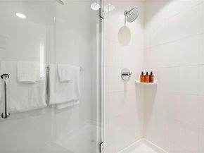 49 Navasota ST 214, Austin TX 78702