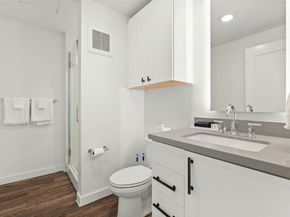 49 Navasota ST 214, Austin TX 78702
