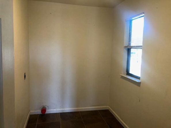 505 Demarett DR 12, Point Venture TX 78645