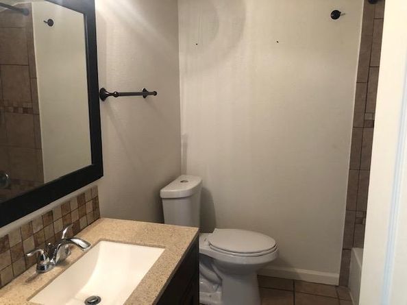 505 Demarett DR 12, Point Venture TX 78645