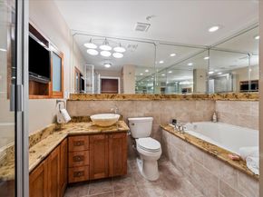 360 Nueces ST 3504, Austin TX 78701