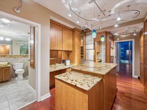 360 Nueces ST 3504, Austin TX 78701