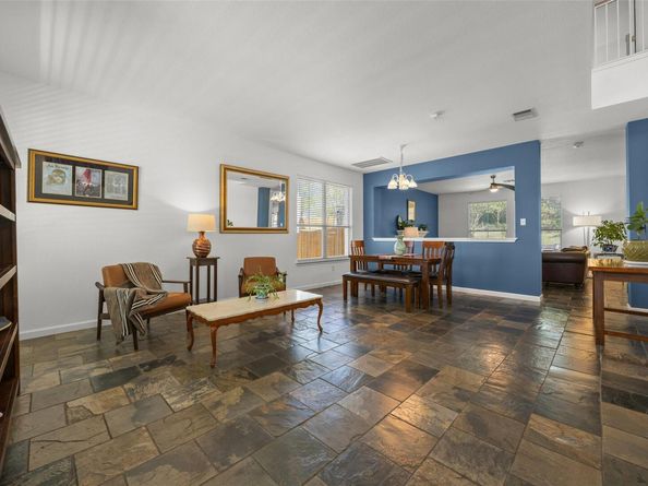 2612 Lynnbrook DR, Austin TX 78748