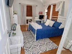 4301 Hyridge DR, Austin TX 78759