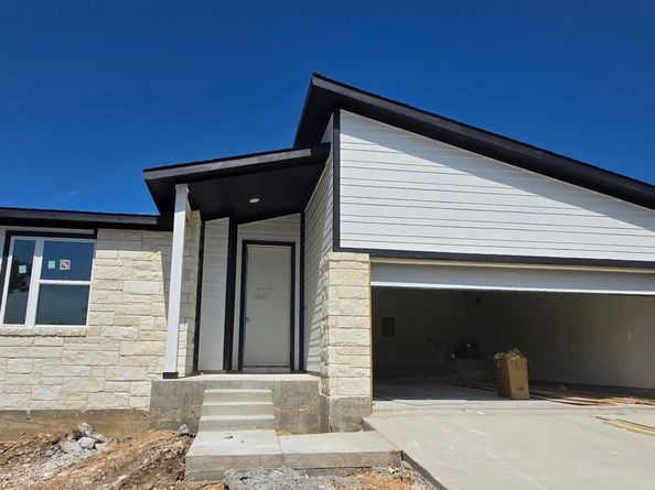 2600 Wilson Ave, Lago Vista TX 78645