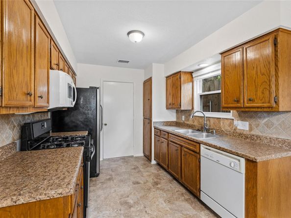 1404 Troy LN, Round Rock TX 78664