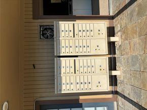 2124 Burton DR 164, Austin TX 78741