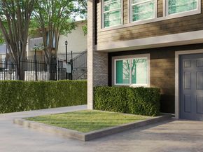 2124 Burton DR 164, Austin TX 78741