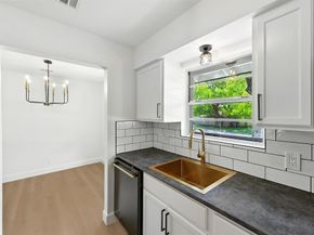 8520 Bradford DR, Austin TX 78758